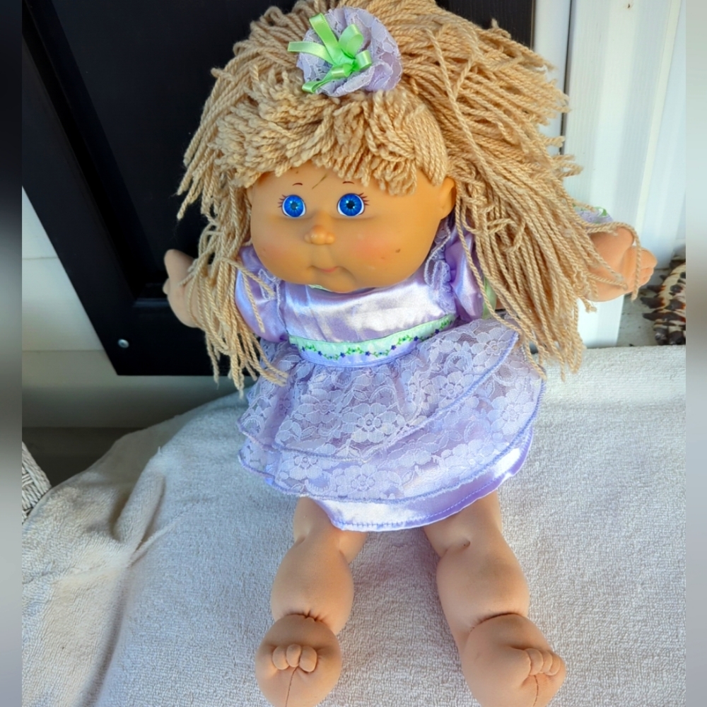 💜Vintage ORIGINIAL Edition Cabbage Patch Doll in Original Lavender Outfit 2004